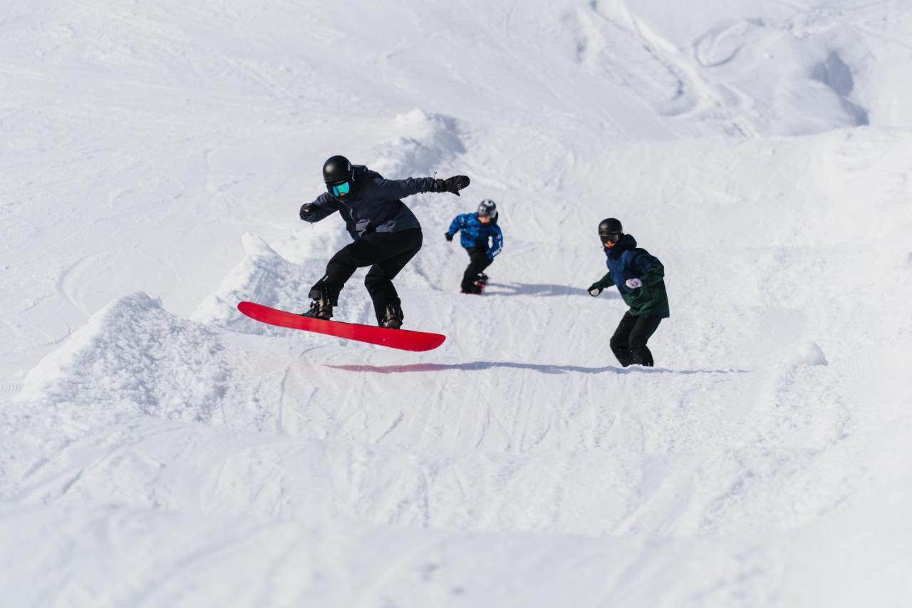 Ski-Inn Pyhaelinna Pyhätunturi Eksteriør bilde